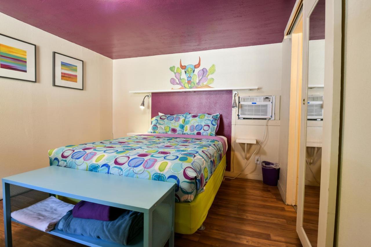 Lodge 5 - Downtown Location. Studio With Shared Hot Tub. Minutes To Arches N.P. モアブ エクステリア 写真